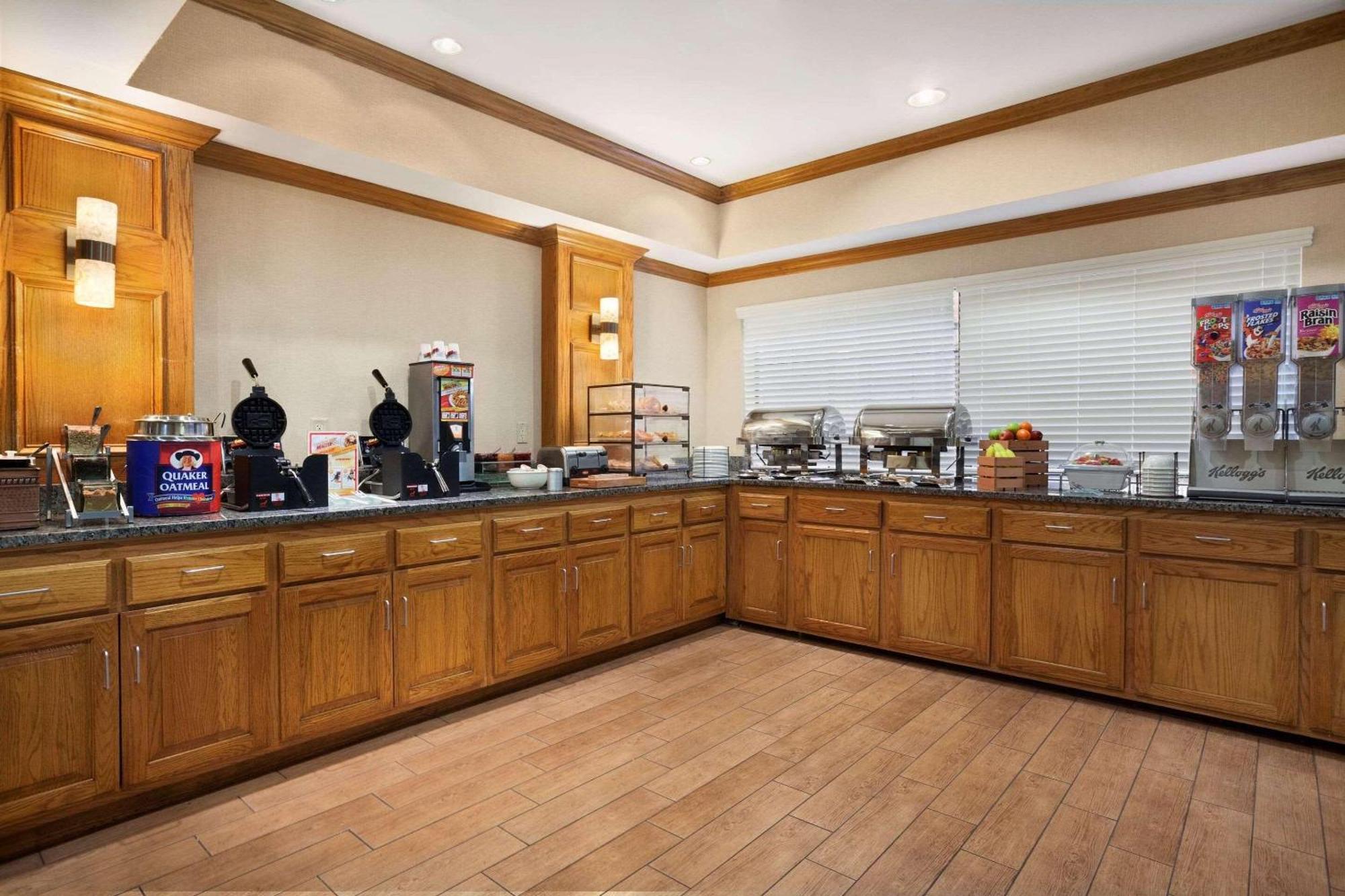 Country Inn & Suites By Radisson, Lubbock, Tx المظهر الخارجي الصورة